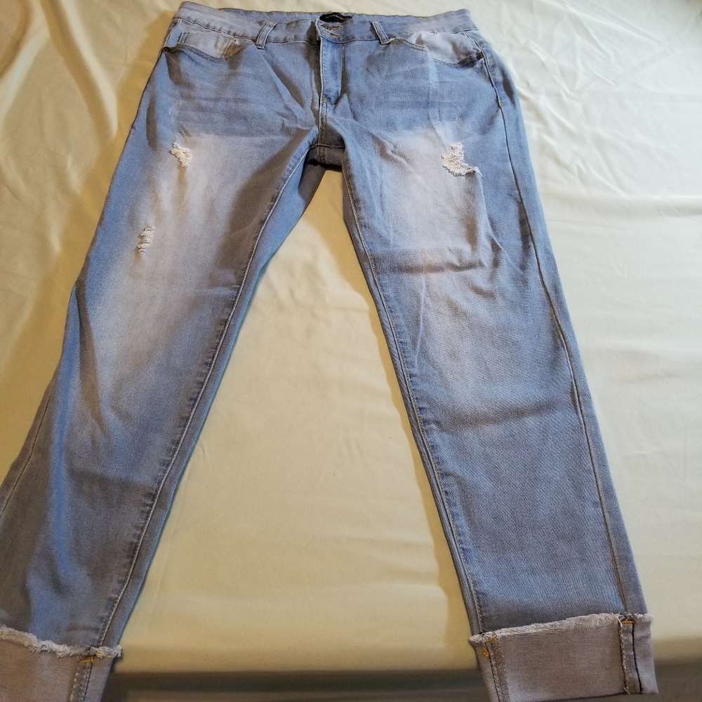 The Style Between Us Distressed Cuffed Jeans